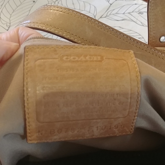 Coach - Picture 3 of 3